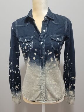 NWT VTG 2013 Vanilla Star Bleached Dip Dye Denim Western Pearl Snap Shirt XS